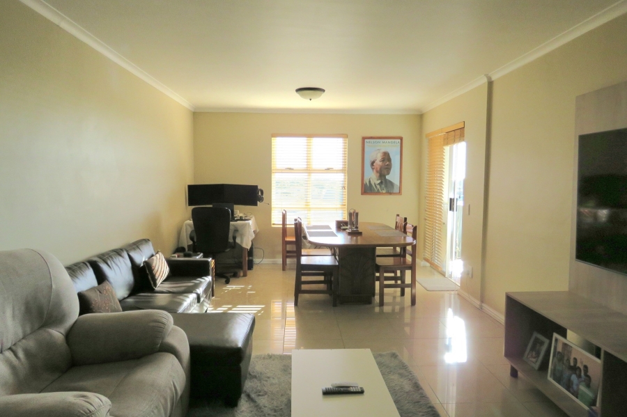 To Let 2 Bedroom Property for Rent in Century City Western Cape